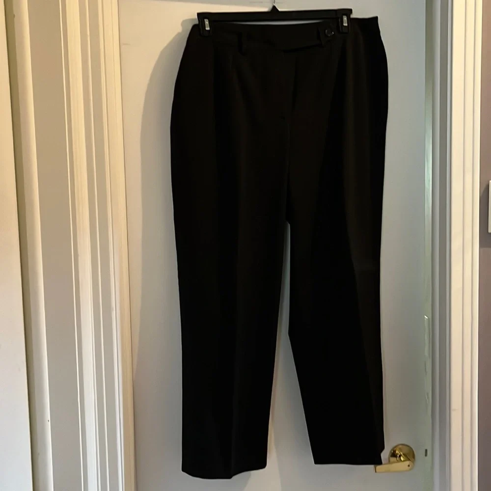 Talbots Black Trouser dress pants. - Picture 1 of 4